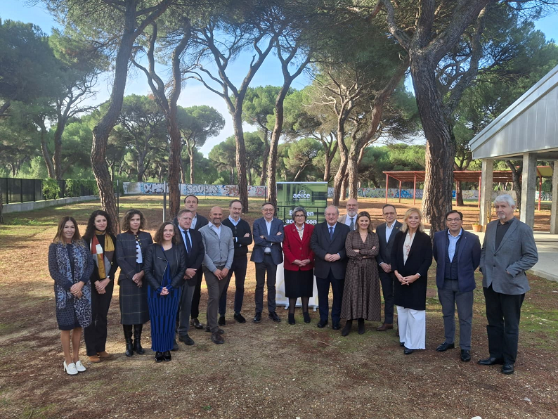 AEICE reforzará los vínculos con la universidad para implicar a los jóvenes en el desarrollo de modelo de hábitat del futuro